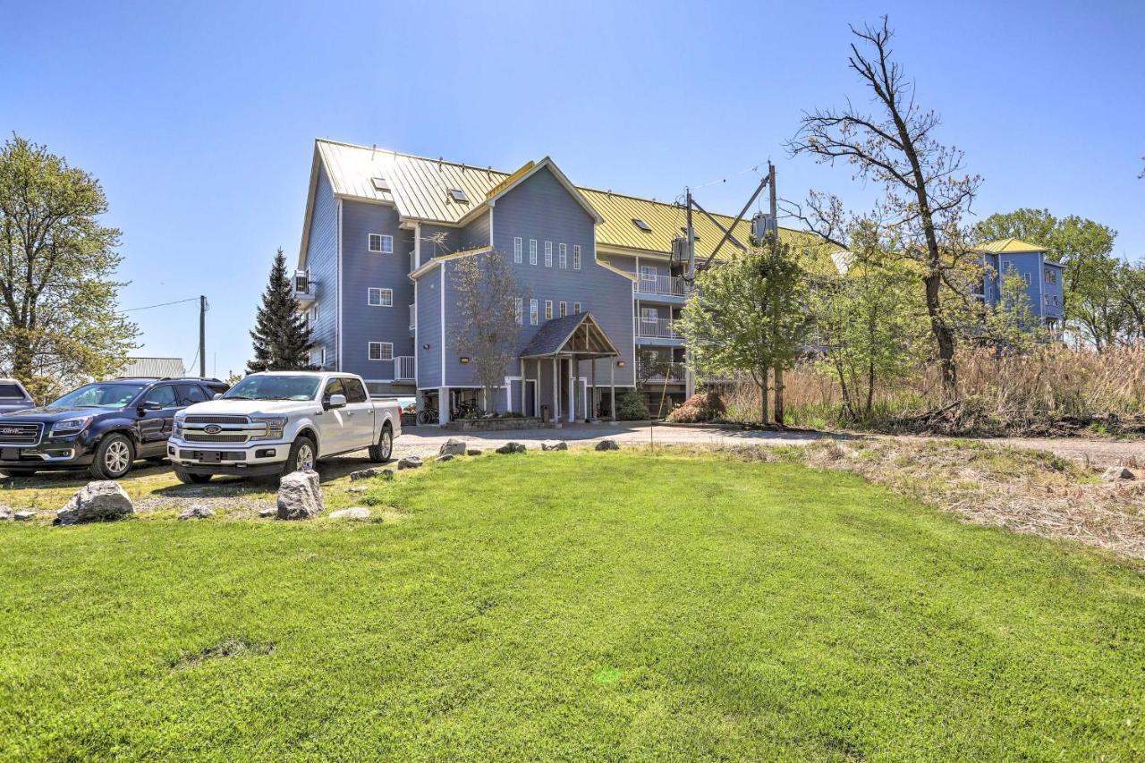 Waterfront Middle Bass Condo With Pool Access! Put-in-Bay Luaran gambar