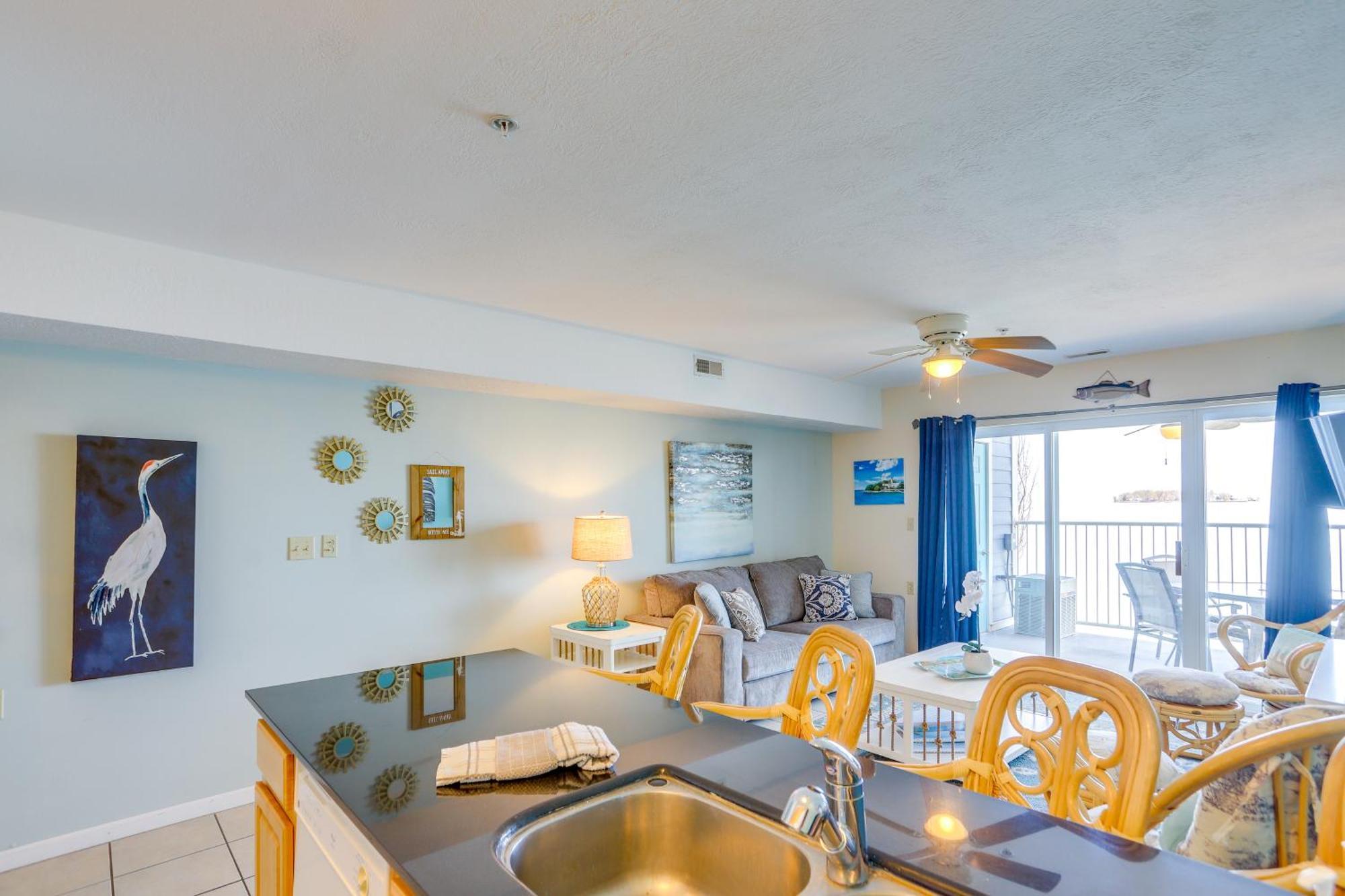 Waterfront Middle Bass Condo With Pool Access! Put-in-Bay Luaran gambar